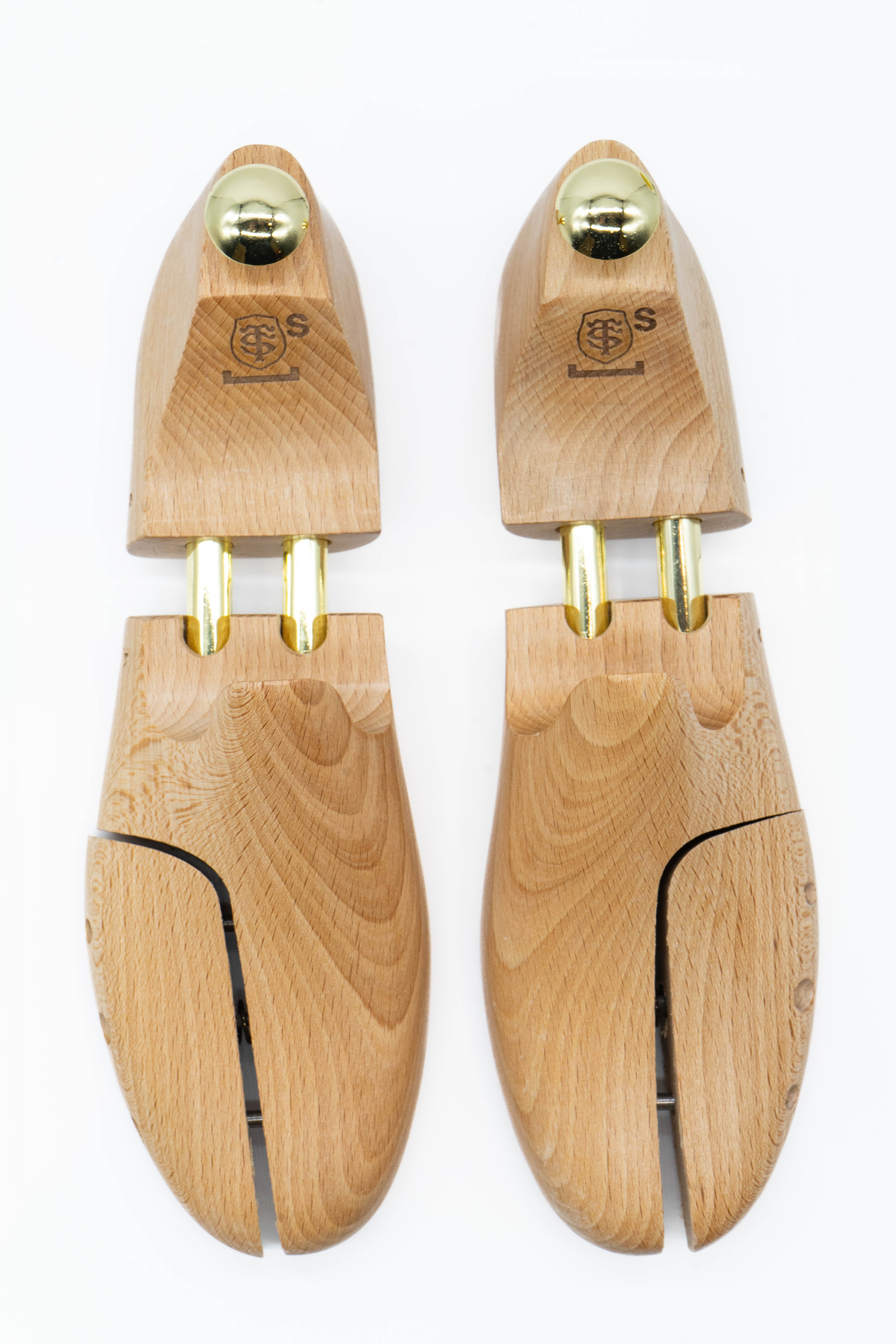 Shoe trees